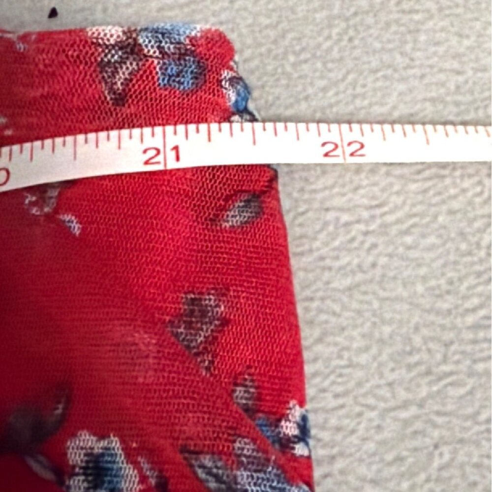 Sleeveless Red Floral sleevless Top Tiered Ruffle Hem Womens Large Lightweight - Picture 5 of 6